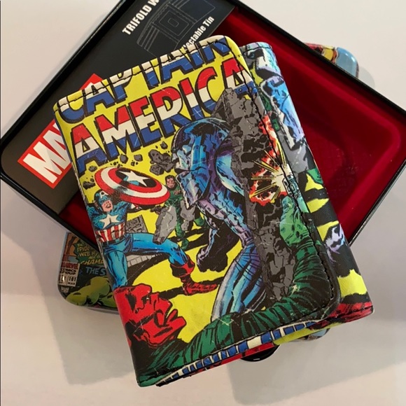 Captain America Marvel Trifold Wallet/New - Picture 1 of 7